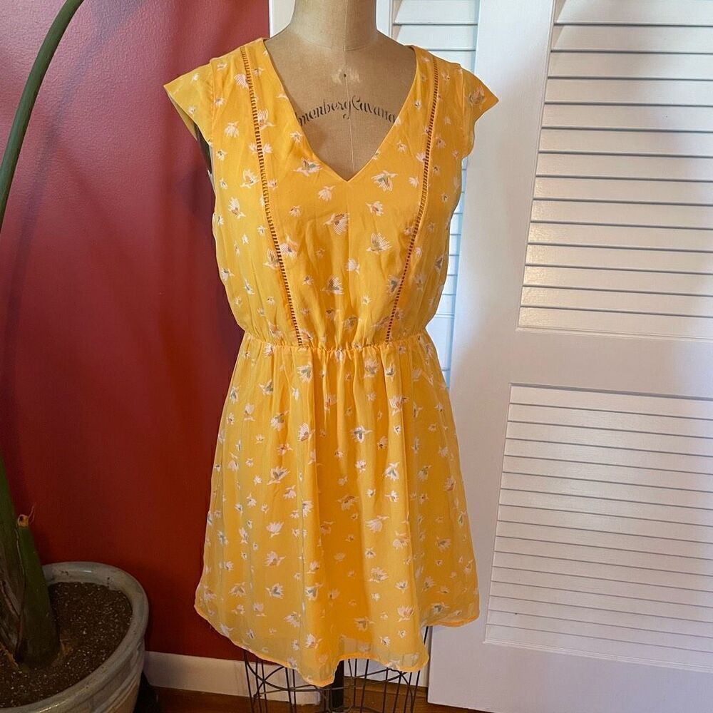 COLLECTIVE CONCEPTS | yellow dress with pattern XS Petite